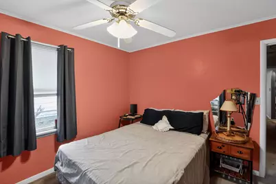 1006 Hester Avenue, Centralia, IL 62801 - Photo 11