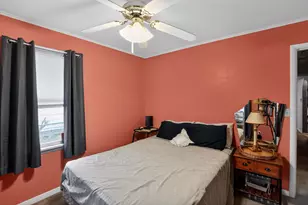 1006 Hester Ave, Centralia, IL 62801 - Photo 11