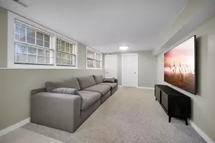 2302 Robin Ln, Elgin, IL 60123 - Photo 19