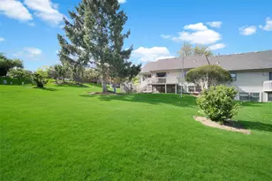 2302 Robin Ln, Elgin, IL 60123 - Photo 29