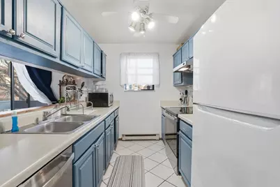 1367 N Winslowe Drive #204, Palatine, IL 60074 - Photo 3