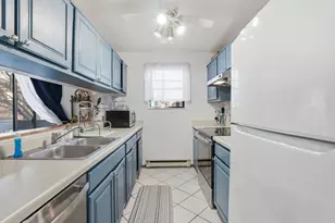 1367 N Winslowe Dr, Palatine, IL 60074 - Photo 3