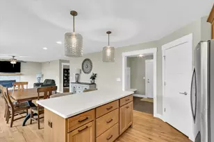 1403 Winterberry Rd, Savoy, IL 61874 - Photo 9