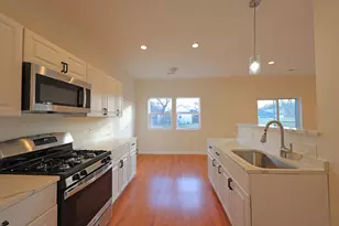 3739 W 139th St, Robbins, IL 60472 - Photo 7