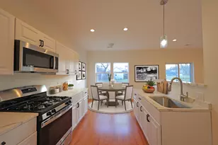 3739 W 139th St, Robbins, IL 60472 - Photo 9