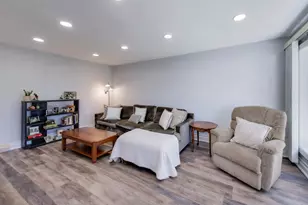 8407 N Olcott Ave, Niles, IL 60714 - Photo 5