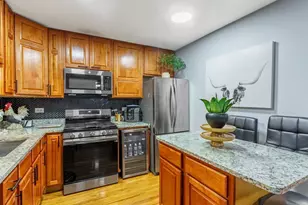 317 Ozark Dr, Bolingbrook, IL 60440 - Photo 7