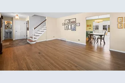 940 N Carmel Drive N, Palatine, IL 60074 - Photo 7