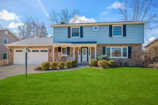 940 N Carmel Dr N, Palatine, IL 60074 - Photo 1