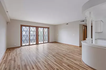 5 S Pine Street #509, Mount Prospect, IL 60056 - Photo 3