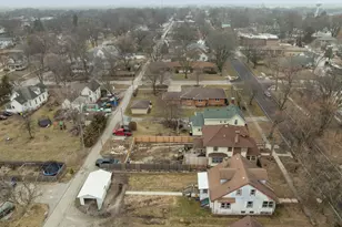 309 E Oak St, Fairbury, IL 61739 - Photo 17