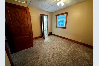 309 E Oak Street, Fairbury, IL 61739 - Photo 13