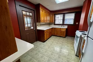 309 E Oak St, Fairbury, IL 61739 - Photo 7