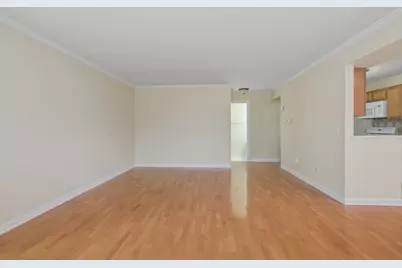 460 N Lake Shore Drive #460, Palatine, IL 60067 - Photo 5