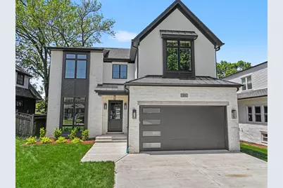 286 N Indiana Avenue, Elmhurst, IL 60126 - Photo 1