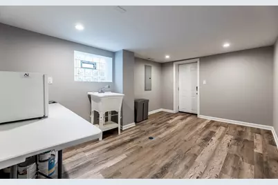 7251 S Paxton Avenue, Chicago, IL 60649 - Photo 29