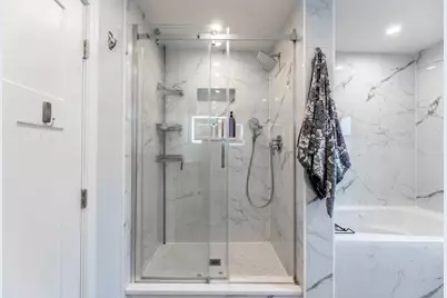 7251 S Paxton Avenue, Chicago, IL 60649 - Photo 19