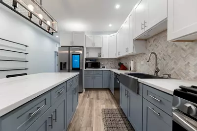 7251 S Paxton Avenue, Chicago, IL 60649 - Photo 11