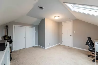 7251 S Paxton Avenue, Chicago, IL 60649 - Photo 23