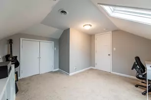 7251 S Paxton Ave, Chicago, IL 60649 - Photo 23