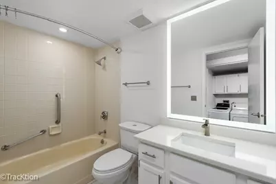 6400 W Belle Plaine Avenue #509, Chicago, IL 60634 - Photo 9
