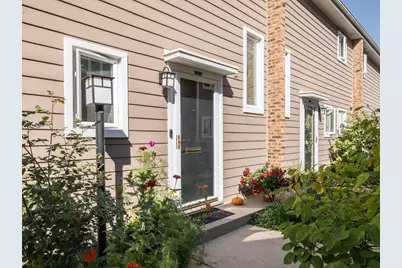 315 Hawthorn Avenue #E, Glencoe, IL 60022 - Photo 3