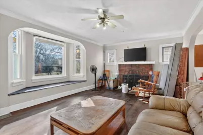 2315 Lawndale Avenue, Rockford, IL 61103 - Photo 3