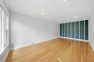 10537 S Rhodes Ave, Chicago, IL 60628 - Photo 7