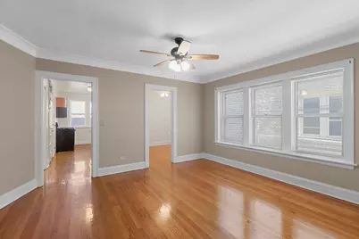811 Dobson Street #1E, Evanston, IL 60202 - Photo 9