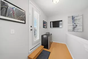 1215 W Lexington St, Chicago, IL 60607 - Photo 23