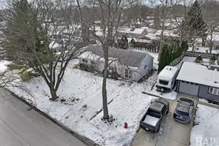 74 Paddock St, Montgomery, IL 60538 - Photo 39