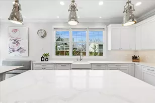 1024 Prairie Lawn Rd, Glenview, IL 60025 - Photo 15