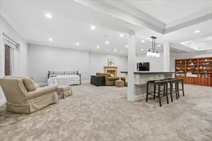 1024 Prairie Lawn Rd, Glenview, IL 60025 - Photo 39