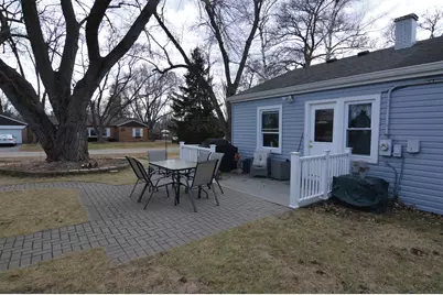 104 N Pleasant Road, Lake Zurich, IL 60047 - Photo 23