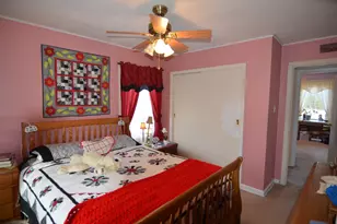 104 N Pleasant Rd, Lake Zurich, IL 60047 - Photo 9