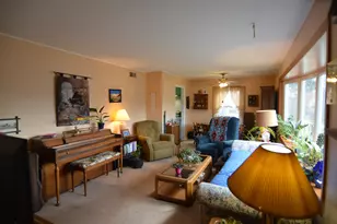 104 N Pleasant Rd, Lake Zurich, IL 60047 - Photo 17