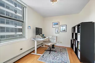 3033 N Sheridan Rd, Chicago, IL 60657 - Photo 11