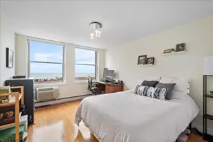 3033 N Sheridan Rd, Chicago, IL 60657 - Photo 13