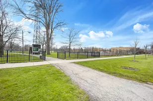 2749 N Kilbourn Ave, Chicago, IL 60639 - Photo 13