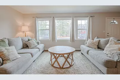 542 Gamble Drive, Lisle, IL 60532 - Photo 5