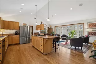 50 W Blodgett Ave, Lake Bluff, IL 60044 - Photo 9