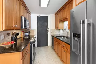 5901 N Sheridan Rd, Chicago, IL 60660 - Photo 11