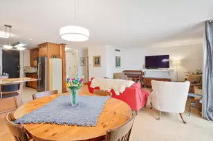 5901 N Sheridan Rd, Chicago, IL 60660 - Photo 7