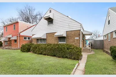 4539 Clyde Avenue, Lyons, IL 60534 - Photo 1