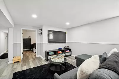 2052 E 80th Street, Chicago, IL 60617 - Photo 23