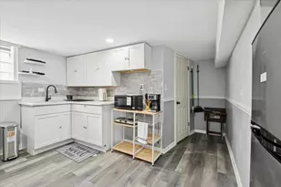 2052 E 80th St, Chicago, IL 60617 - Photo 25