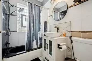 2052 E 80th St, Chicago, IL 60617 - Photo 17