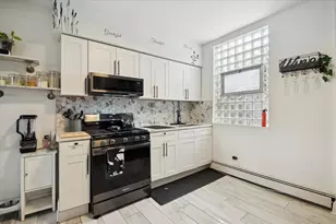 2052 E 80th St, Chicago, IL 60617 - Photo 15