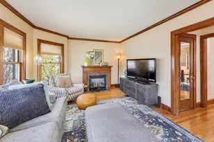 409 S Berkley Ave, Elmhurst, IL 60126 - Photo 7