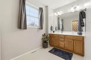 811 Landau Ln, Normal, IL 61761 - Photo 17